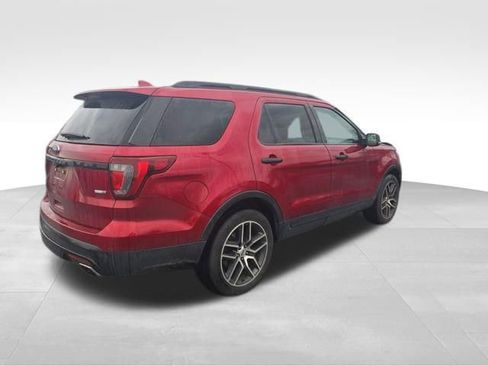 Used 2017 Ford Explorer Sport image 7