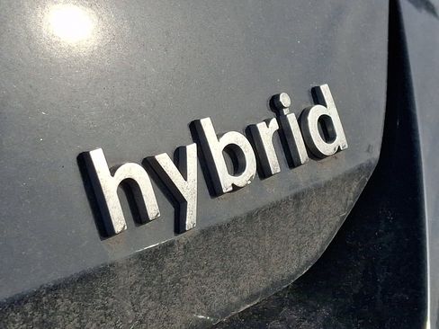 Used 2023 Hyundai Elantra Limited image 5