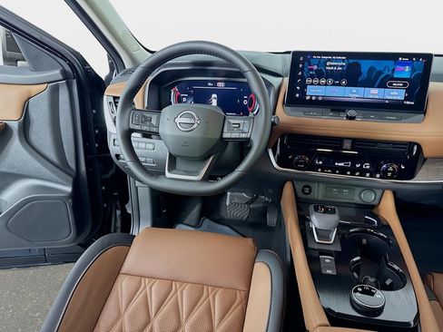 New 2026 Nissan Rogue Platinum image 24