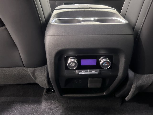 Certified 2025 Buick Enclave Sport Touring w/ Power Package FWD image 20
