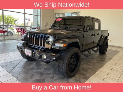 Used 2023 Jeep Gladiator Overland AWD/4WD image 2