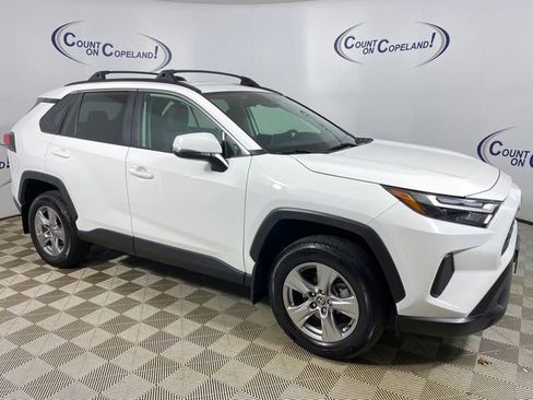 Used 2023 Toyota RAV4 XLE image 9