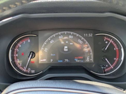 Used 2021 Toyota RAV4 Limited image 11