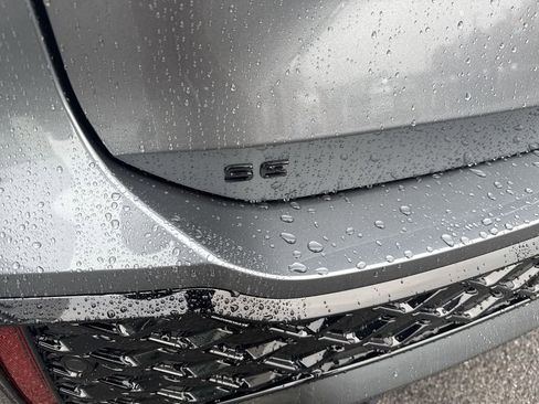 New 2026 Volkswagen Tiguan SE R-Line AWD/4WD image 7