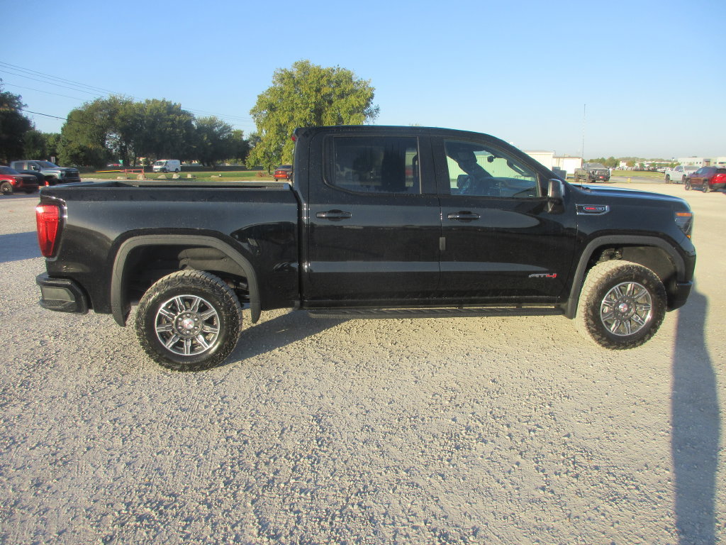 New 2026 GMC Sierra 1500 AT4 w/ AT4 Premium Package AWD/4WD image 3