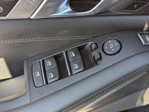 Used 2021 BMW X5 sDrive40i w/ M Sport Package image 25