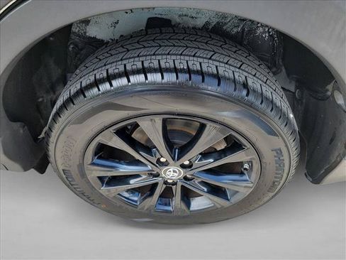 Used 2018 Toyota RAV4 Adventure AWD/4WD image 12