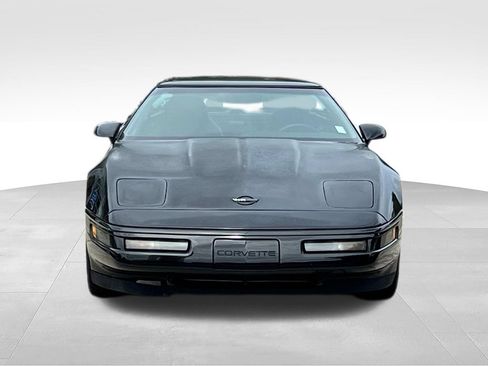 Used 1995 Chevrolet Corvette Coupe RWD image 2