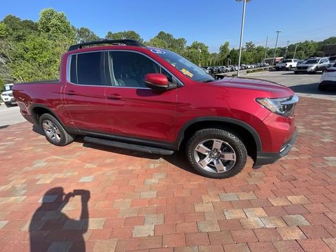 Certified 2025 Honda Ridgeline RTL image 23