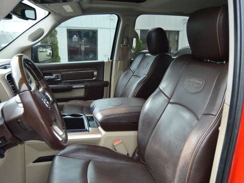 Used 2015 RAM 1500 Laramie Longhorn w/ Convenience Group AWD/4WD image 11