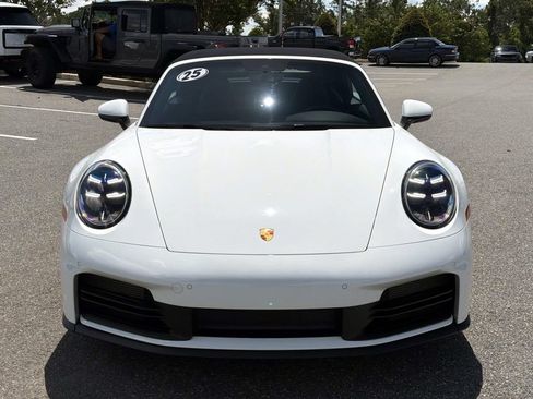 Used 2025 Porsche 911 Carrera RWD image 11