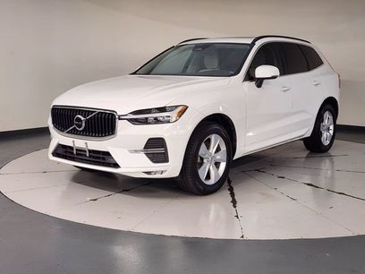 Used 2022 Volvo XC60 B5 Momentum