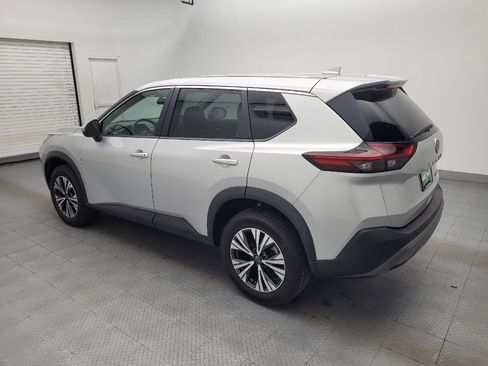 Used 2022 Nissan Rogue SV AWD/4WD image 3