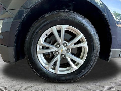 Used 2017 Chevrolet Equinox LT FWD image 32