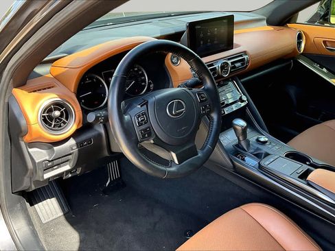Used 2022 Lexus IS 300 w/ Premium Package RWD image 18