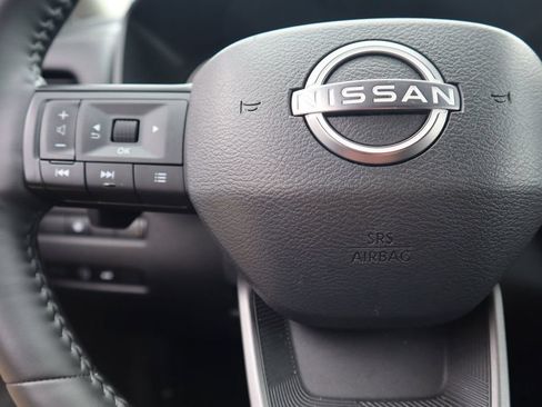 Certified 2025 Nissan Rogue SV AWD/4WD image 21
