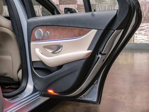 Used 2017 Mercedes-Benz E 300 image 47