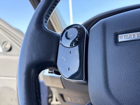 Used 2020 Land Rover Discovery HSE AWD/4WD image 9