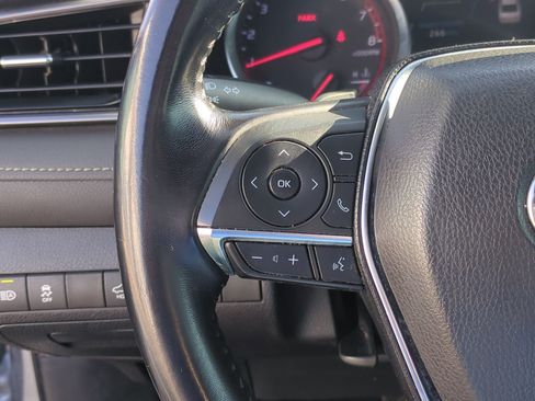 Used 2019 Toyota Camry XSE image 18