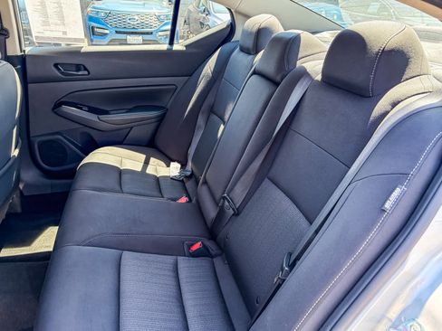 Used 2023 Nissan Altima 2.5 SV FWD image 17