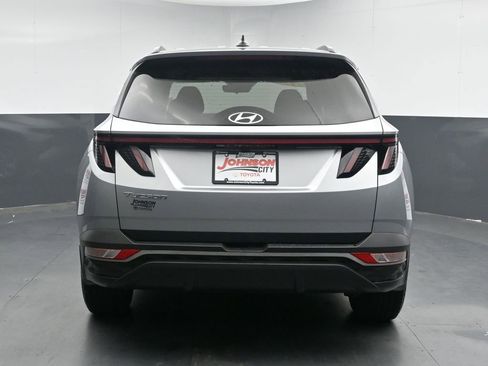 Used 2023 Hyundai Tucson SEL w/ Winter Package FWD image 8