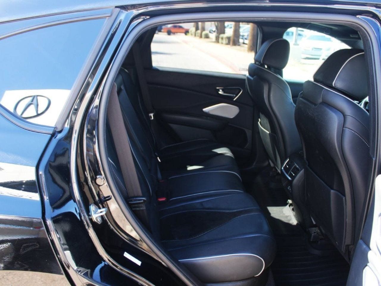 Used 2019 Acura RDX w/ Advance Package FWD image 14