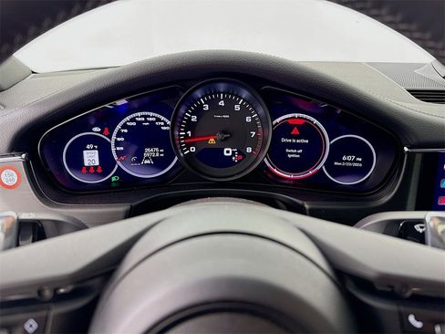 Used 2023 Porsche Panamera Platinum Edition image 18