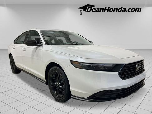 New 2025 Honda Accord SE image 8