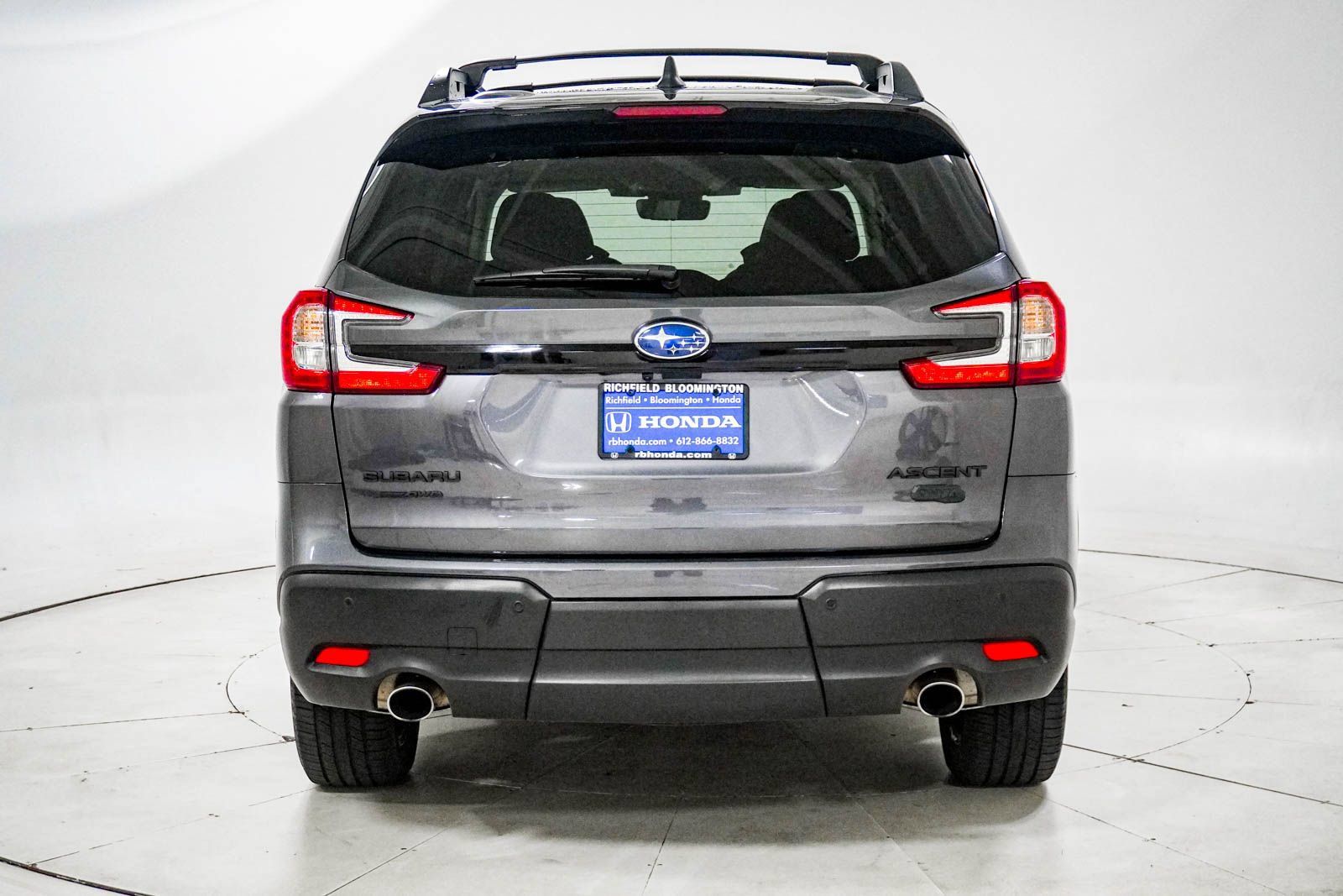 Used 2024 Subaru Ascent Onyx Edition AWD/4WD image 7