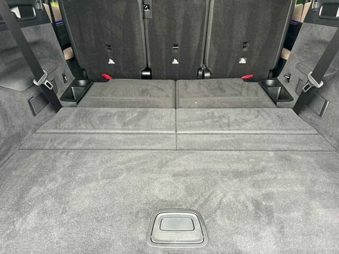 Used 2024 Mercedes-Benz EQS 450+ SUV image 20