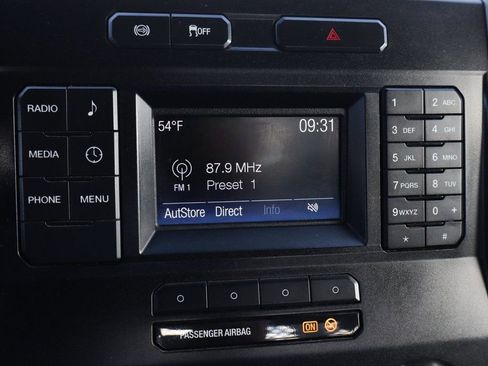 Used 2019 Ford F550 2WD Regular Cab Super Duty image 29