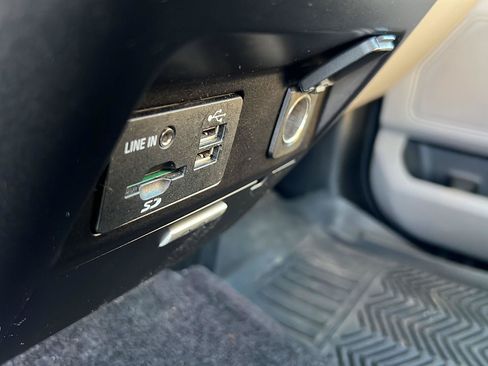 Used 2015 Ford F150 XLT w/ Equipment Group 302A Luxury AWD/4WD image 24