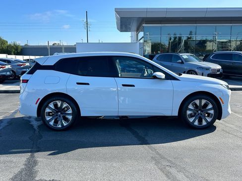 Used 2026 BMW iX xDrive45 w/ Climate Comfort Package AWD/4WD image 6