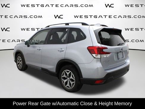 Used 2021 Subaru Forester Premium image 5