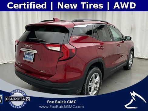 Certified 2023 GMC Terrain SLE w/ Driver Convenience Package image 3