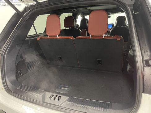 Used 2025 Lincoln Aviator Reserve w/ Equipment Group 201A image 29