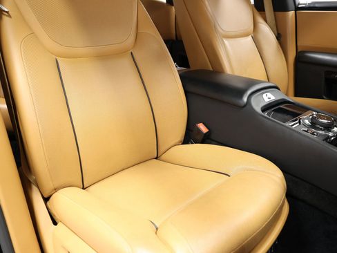 Used 2017 Rolls-Royce Ghost Series II Sedan 4D image 92