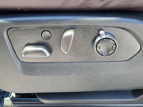 Used 2022 Cadillac Escalade Sport Platinum w/ LPO, ONYX Package image 19