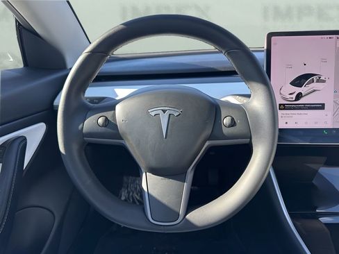 Used 2020 Tesla Model 3 Long Range image 14