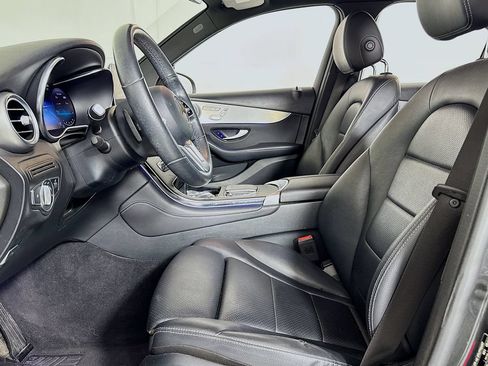 Used 2020 Mercedes-Benz GLC 300 image 9