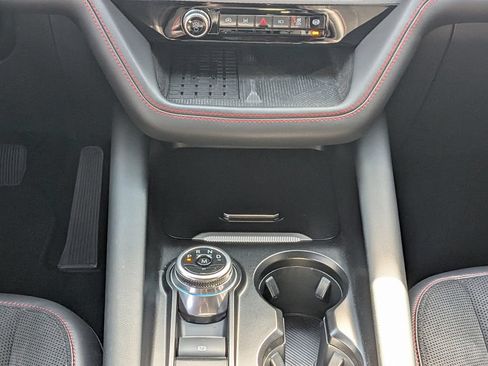 Used 2025 Ford Explorer ST RWD image 21