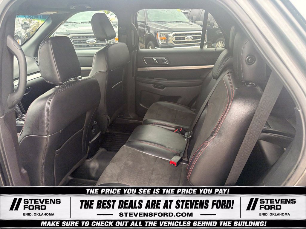 Used 2019 Ford Explorer XLT w/ Equipment Group 202A FWD image 36