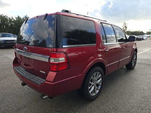 Used 2017 Ford Expedition Limited w/ Equipment Group 301A RWD image 5