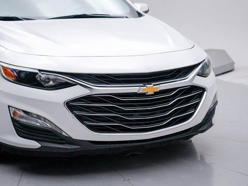 Used 2024 Chevrolet Malibu LT image 16