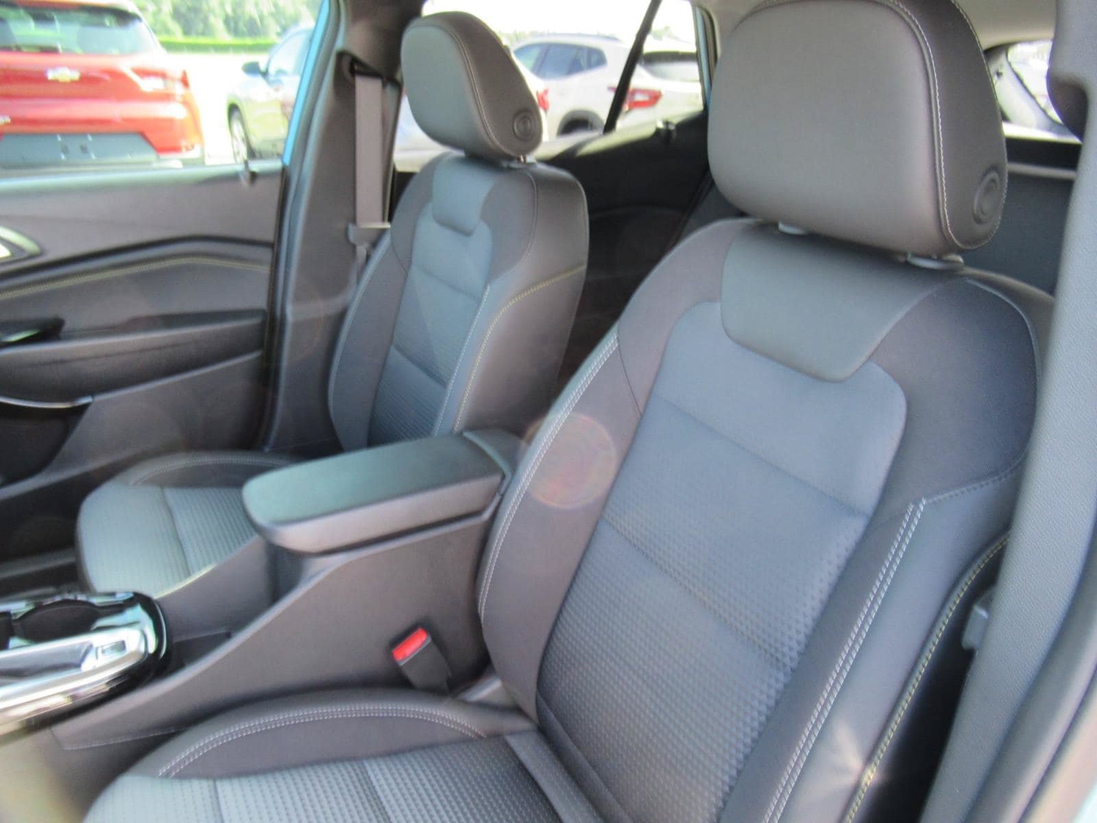 New 2026 Chevrolet Trax LT w/ Driver Confidence Package FWD image 19