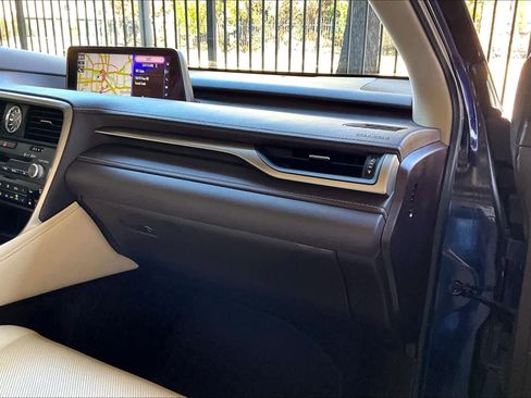 Used 2017 Lexus RX 350 w/ Premium Package image 18