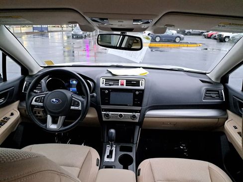 Used 2015 Subaru Outback 2.5i Premium image 18
