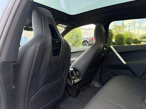 Used 2025 BMW iX xDrive50 AWD/4WD image 43