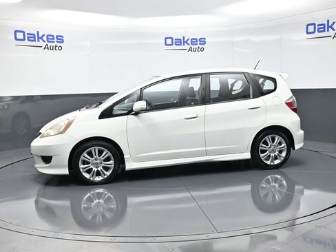 Used 2010 Honda Fit Sport image 5