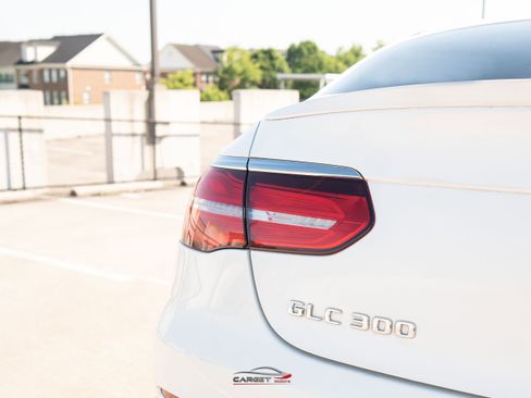 Used 2019 Mercedes-Benz GLC 300 4MATIC Coupe w/ AMG Line image 43